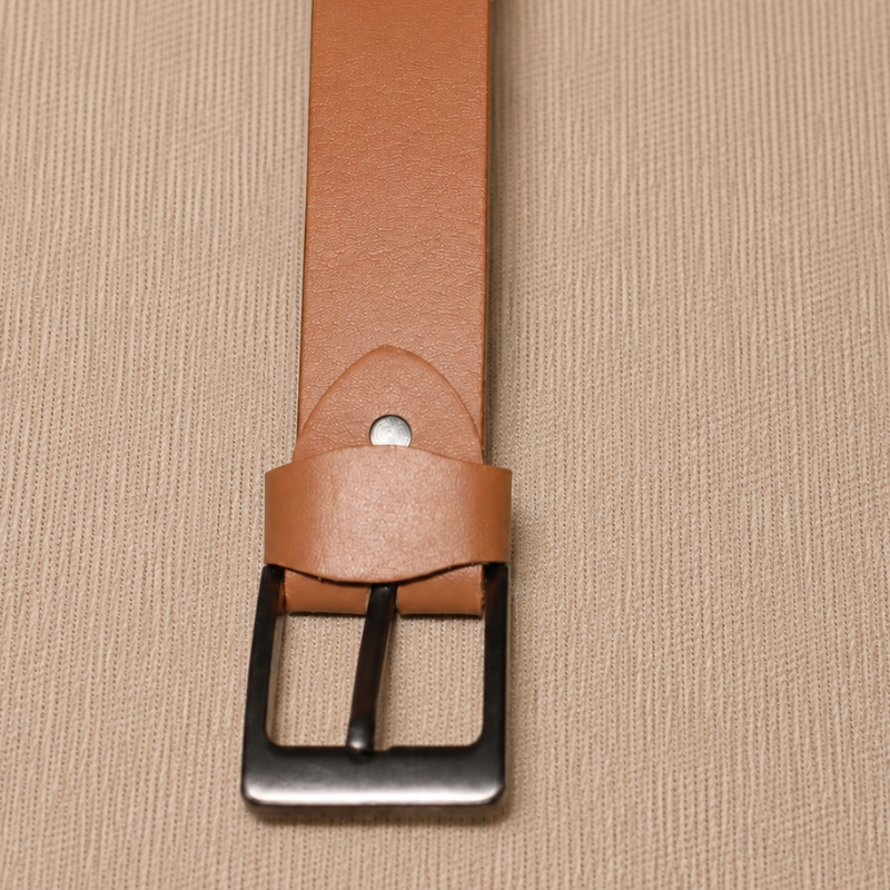 Tan-Coloured Leather Belt with Metal Buckle